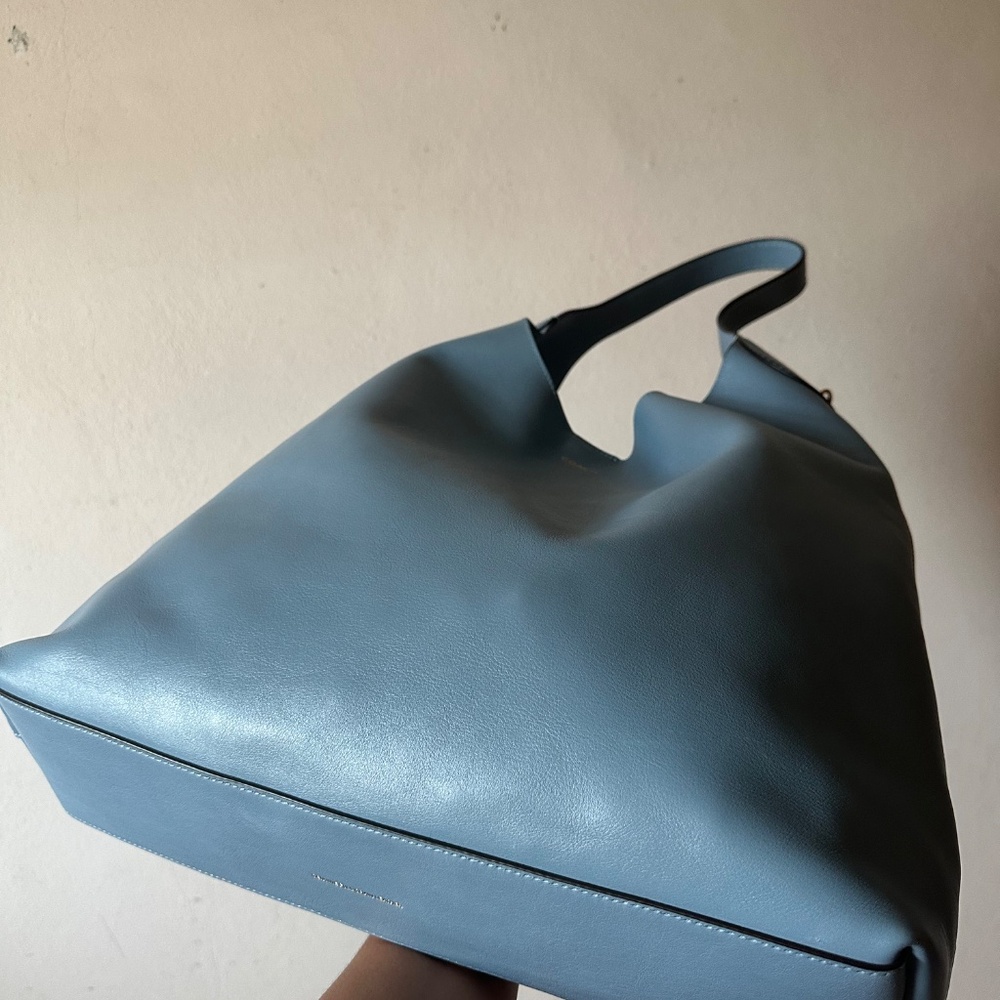 Brooklyn Shoulder Bag 39 | Bluebell Color - Picture 9 of 13